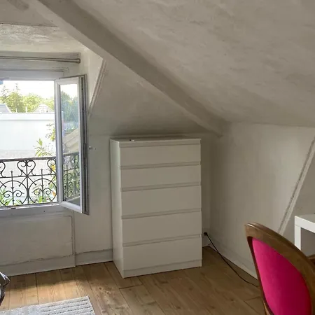 Charming House With A Quiet Courtyard *